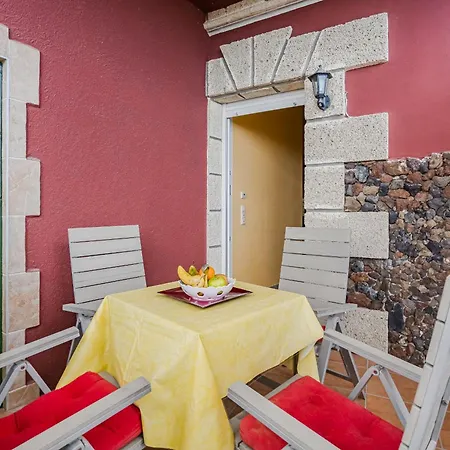 Aurora 2 Sea View 公寓 Arico