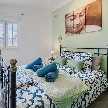 Aurora 2 Sea View 公寓 *